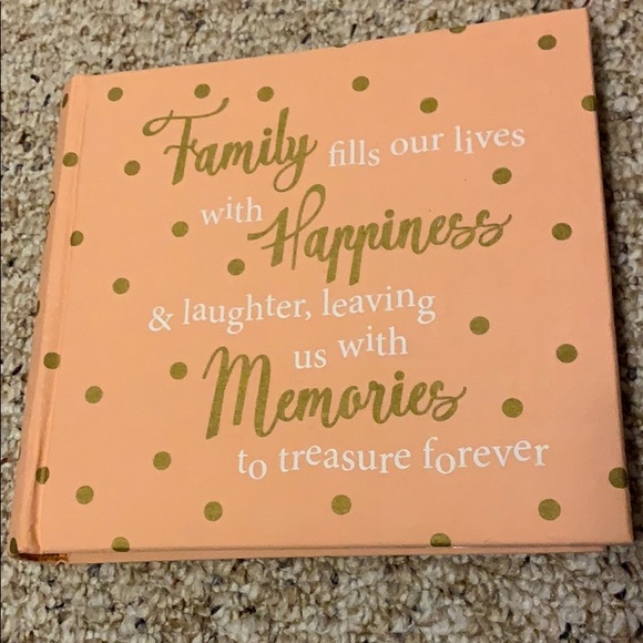 mkt home Other - Free with Purchase Memories Photo Album